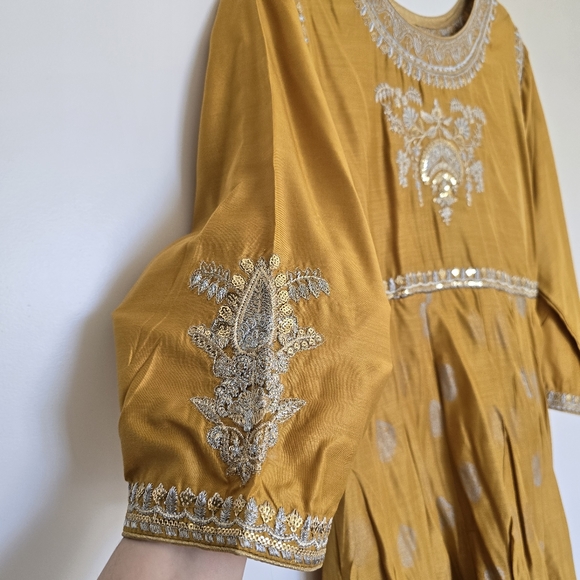 HemLine - Mustard & Gold Frock Anarkali by HemLine - Size Large 42" Pakistani - Picture 7 of 14
